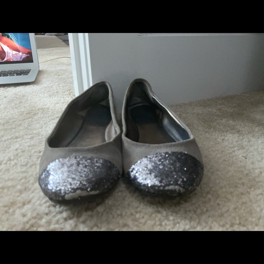 Kenneth Cole Reaction Flats